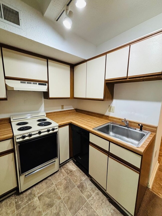 Photo - Studio 1 Bath with Loft Condo