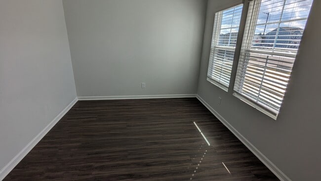 Photo - 130 Freesia Dr