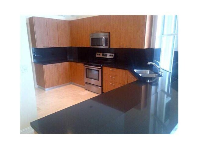 Photo - 2653 Oakbrook Dr House