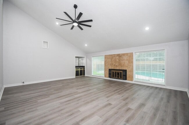 Photo - 10903 Shawnbrook Dr