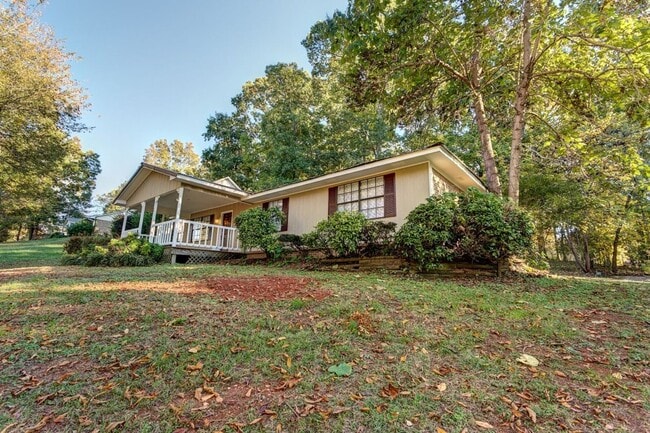 Photo - Great 3 Bed 2 Bath House for Rent/ Trussvi...