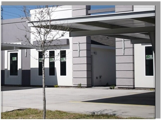 Photo - 3104 W Driftwood St