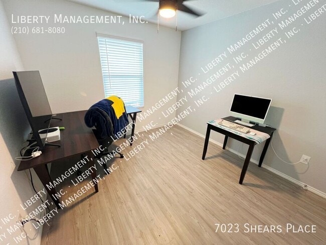 Photo - 7023 Shears Pl