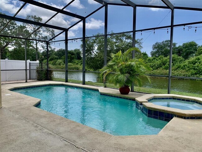 Photo - 2015 Wrangler Dr Casa