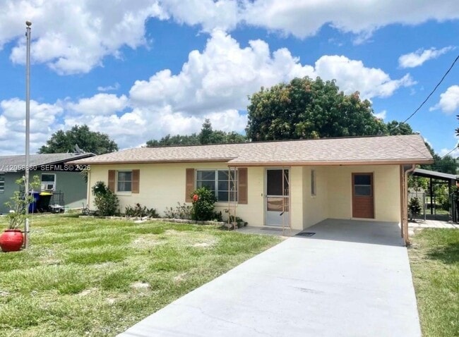 Photo - 1474 Kerry Dr