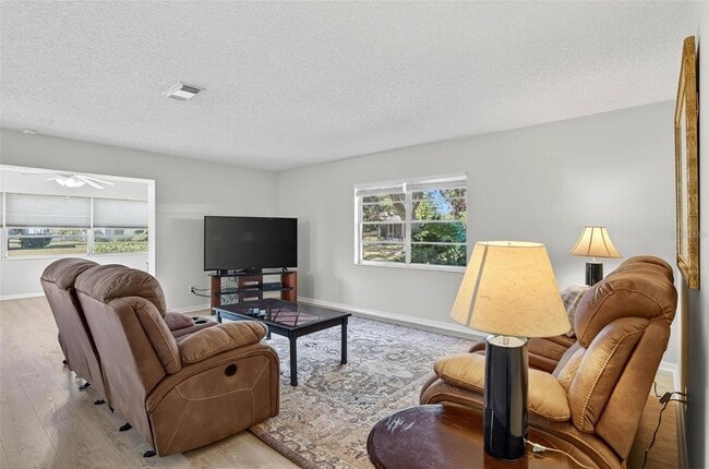 Photo - 2113 Hailstone Cir Unit 363