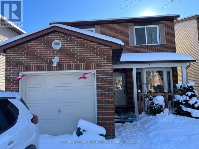 Photo - 45 Huntsman Crescent