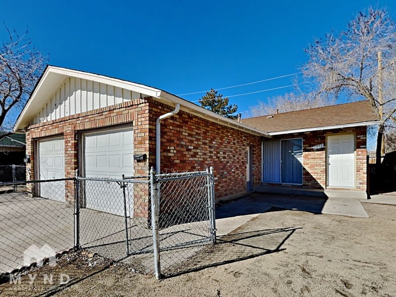 1277 Arnold Dr