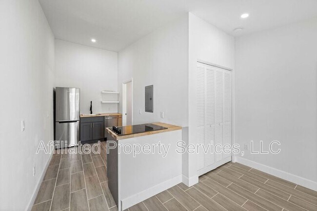 Photo - 4011 36th Ct