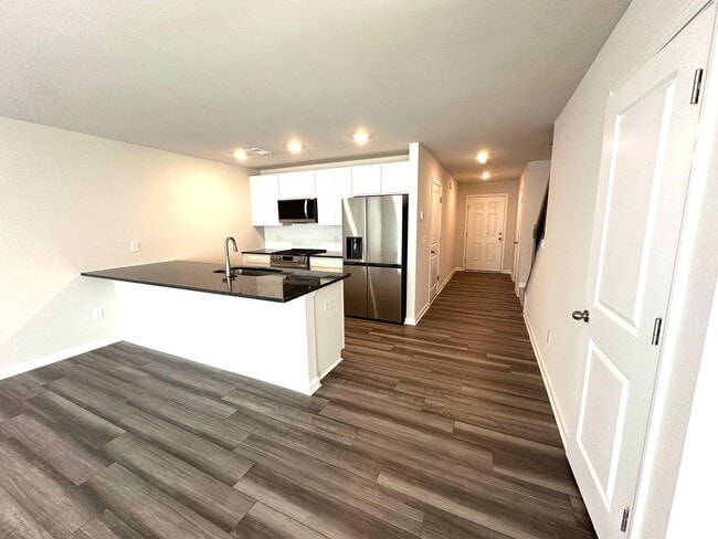 Photo - 109 Rose Park Ct