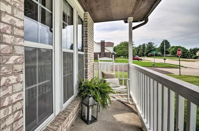 Photo - 534 W Southampton Dr