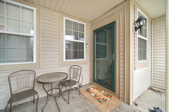 Photo - 1882 N wentworth Cir