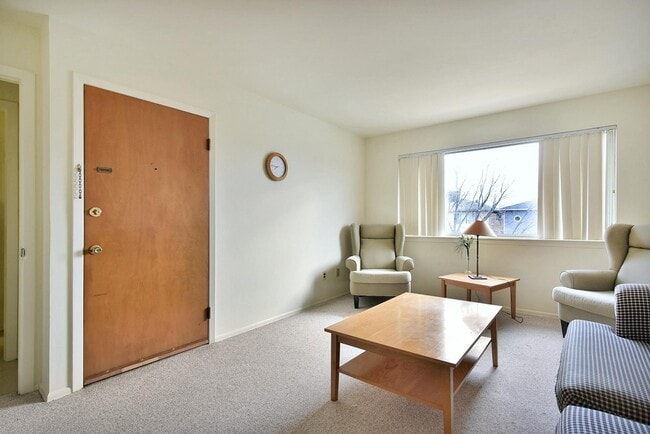 Photo - 712 Bergen St Unit 1A