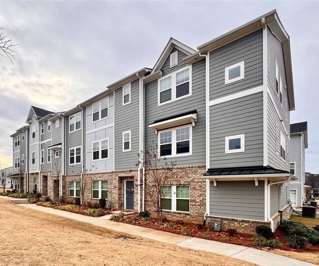 Photo - Enchanting 3-Story Single Home  | 4 BR/3.5BA | 2-Car Garage |In City Park Community!
