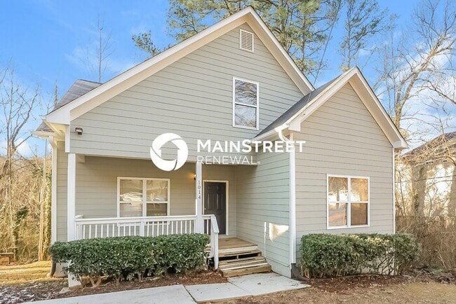 6 Bedroom Pet-Friendly Home in Atlanta, GA with Main Street Renewal