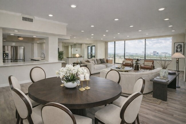 Photo - 15 Greenway Plz Unit 19F