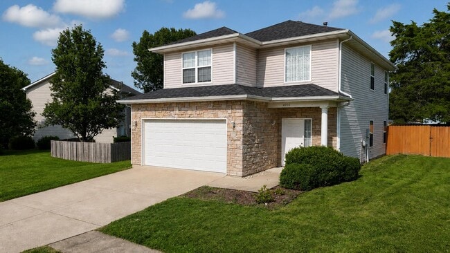 Building Photo - 4006 Meadow View Dr