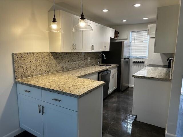 Building Photo - 650 SW 2nd Ave Unit 2470