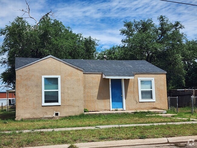 Building Photo - 416 W 6th St Rental
