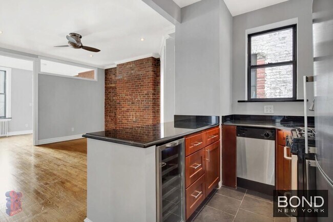Photo - 252 Mott St Apartamento Unidad 6F