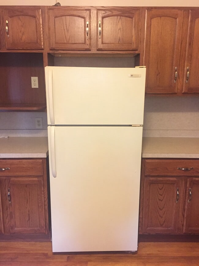 Kitchen 3 - 1510 Front St Unit 2