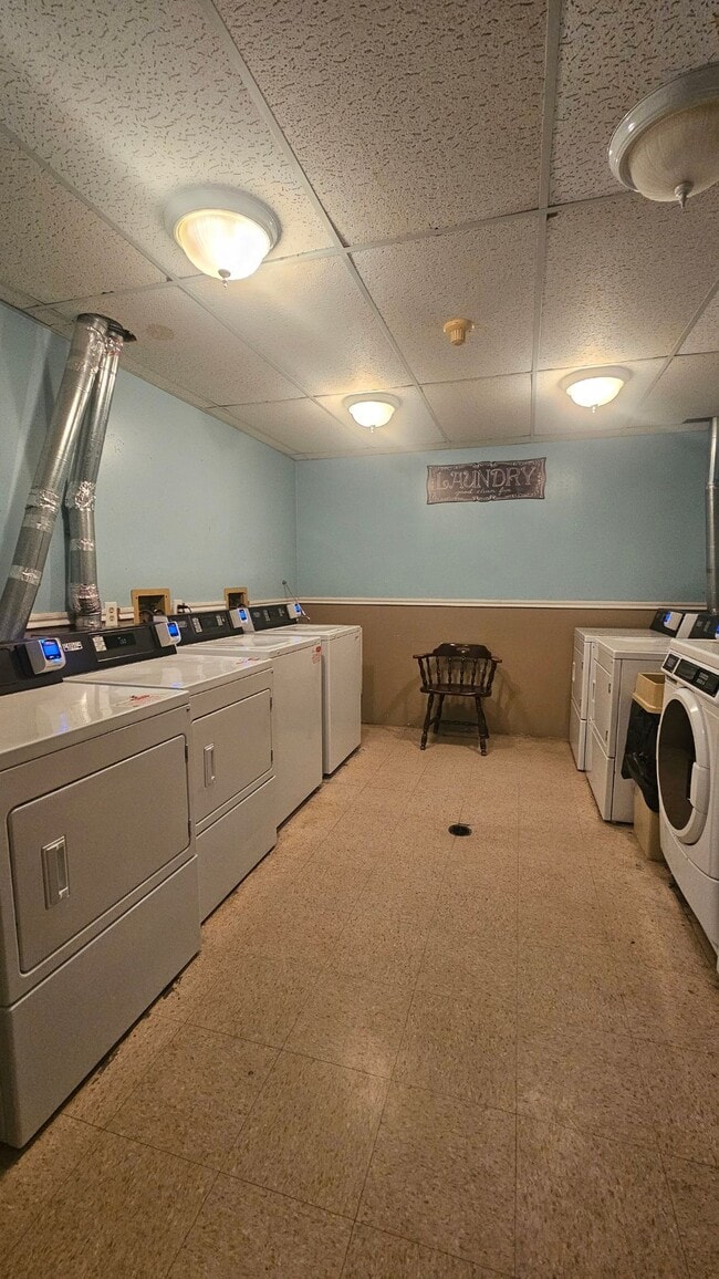 Photo - Schneider House