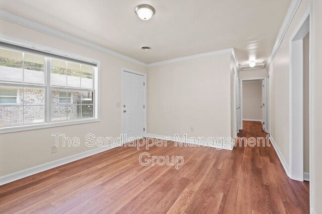 Photo - 634 Cashew St Unit B