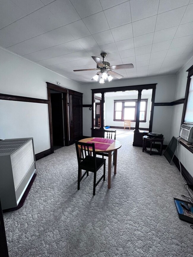 Photo - 17 E 6th St Unit 2 - Upper