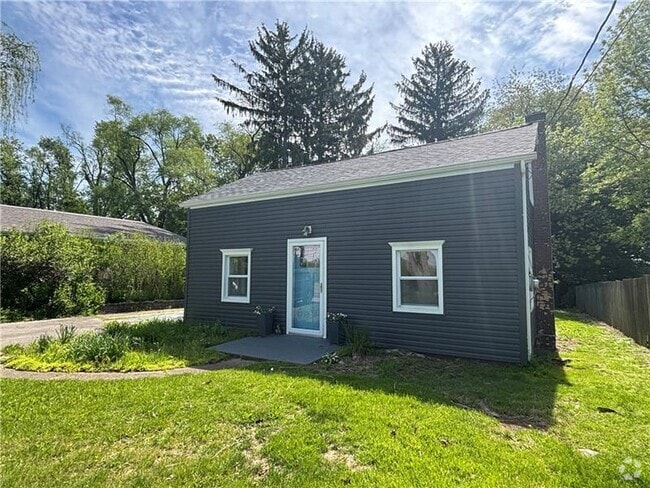 Building Photo - 230 Center Grange Rd Rental