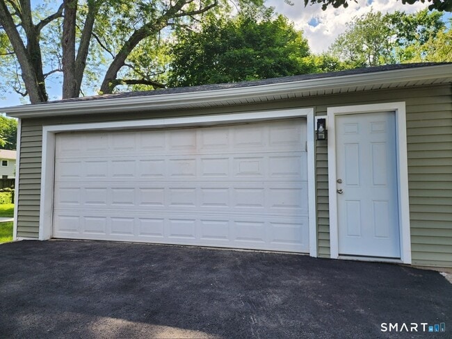 Photo - 44 Rosewood Ave