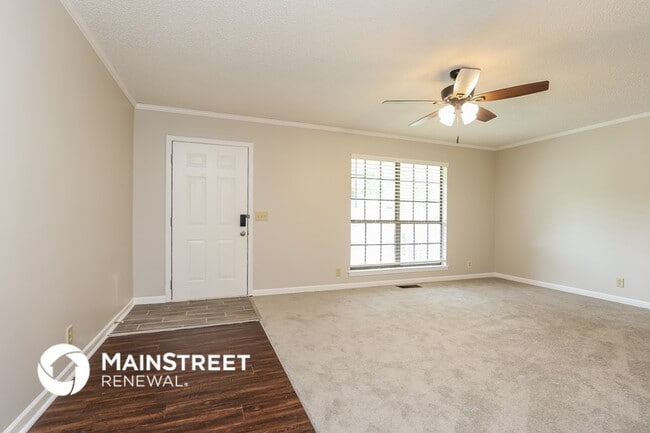 Photo - 105 Mystic Hill Ct