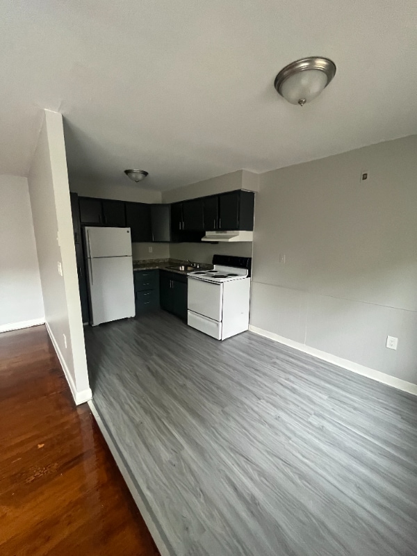 Photo - 417 Zion St Unit A08