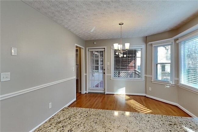 Photo - 1035 Atherton Ln