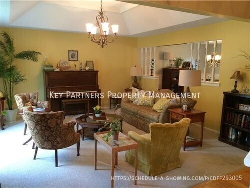 Photo - 2147 E 152nd St
