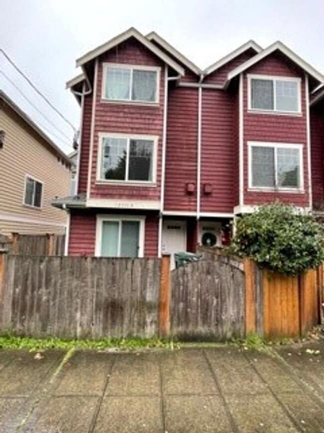 Building Photo - 12331-12310 10th Pl NE Rental