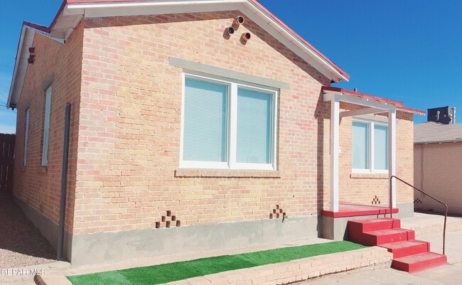 Building Photo - 3609 Jefferson Ave