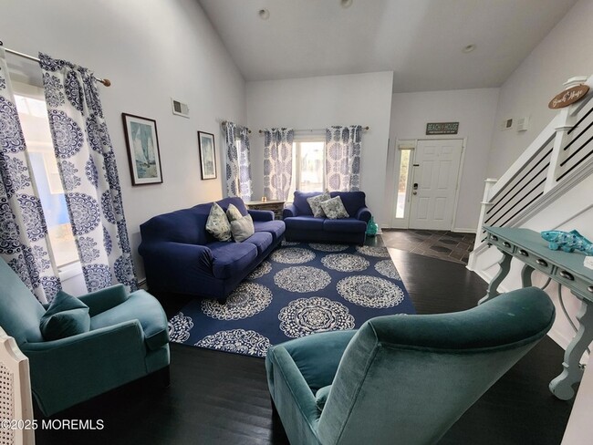 416 Blodgett Ave