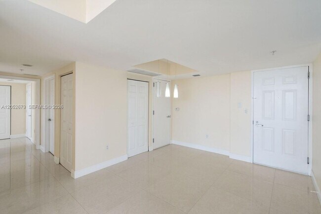 3232 SW 22nd St Unit 1702