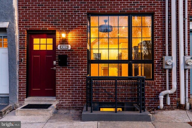 Photo - 412 Sepviva St