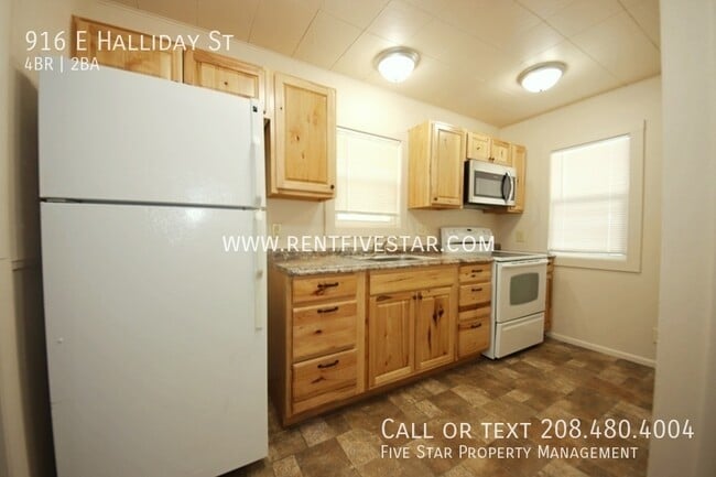 Photo - 916 E Halliday St