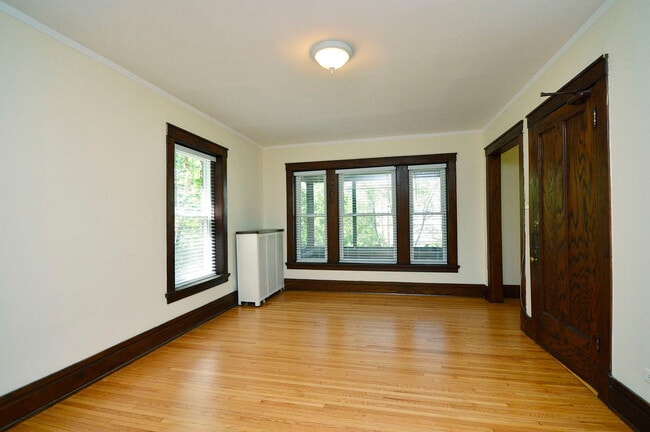 Photo - 1505 Maple Ave Unit 3