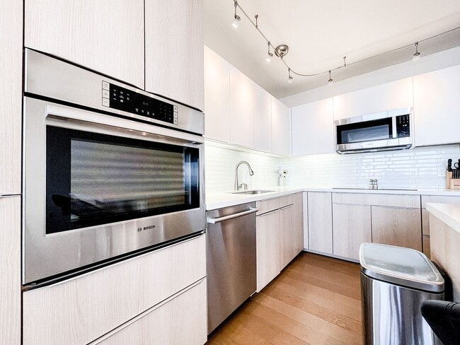 Photo - Furnished Symphony Condo with Direct Ocean Views and Two Parking