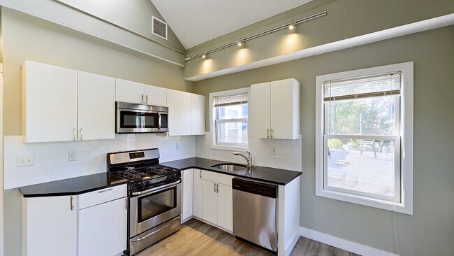 Photo - 23 Evergreen St