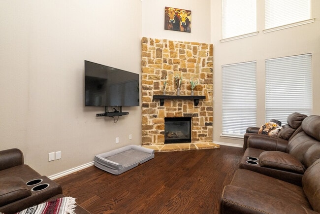 Photo - 8733 Shadow Trace Dr Unit SI ID1575043P