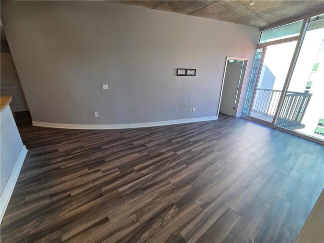 Photo - 44 Peachtree Pl NE Unidad 1931