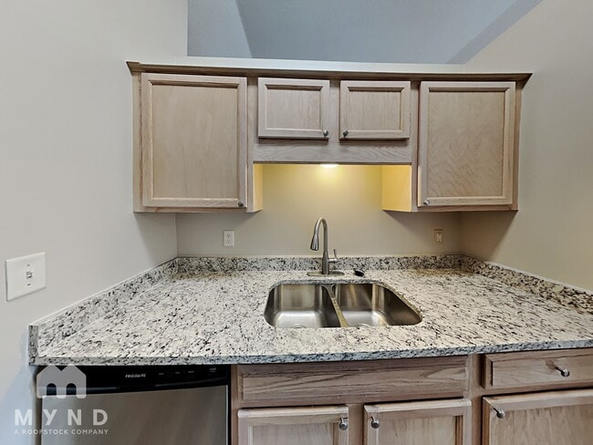 Photo - 7732 Parkmont Dr