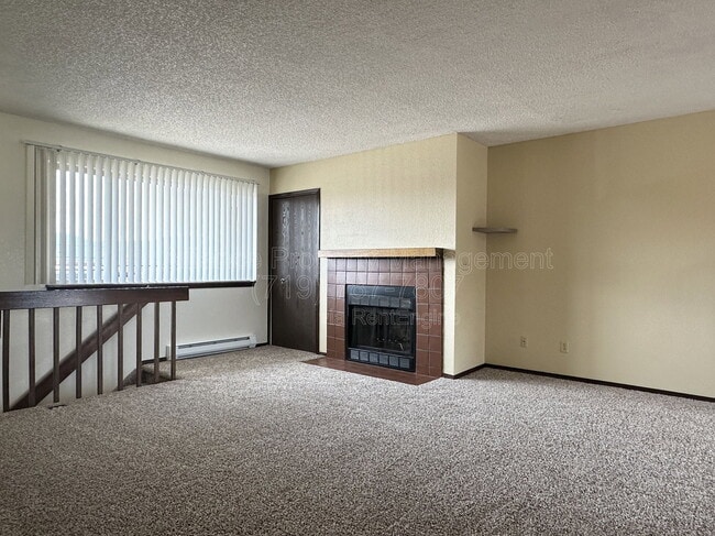 Photo - 328 Mt View Ln