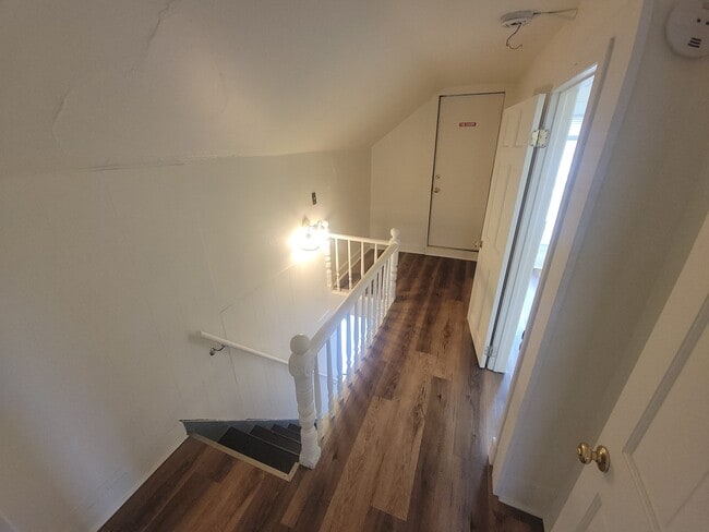 Photo - 247 Chippewa St