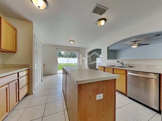 Photo - 10619 Opus Dr