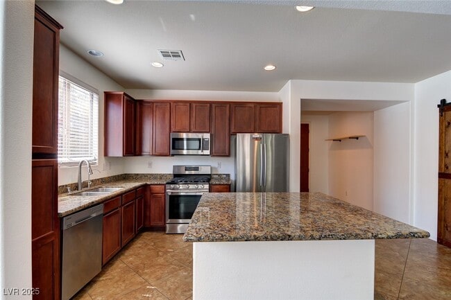 Photo - 1012 Via Canale Dr